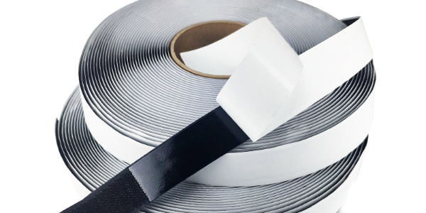 背膠魔術(shù)貼：航天航空的“全能選手”，六大品質(zhì)鑄就安全飛行基石